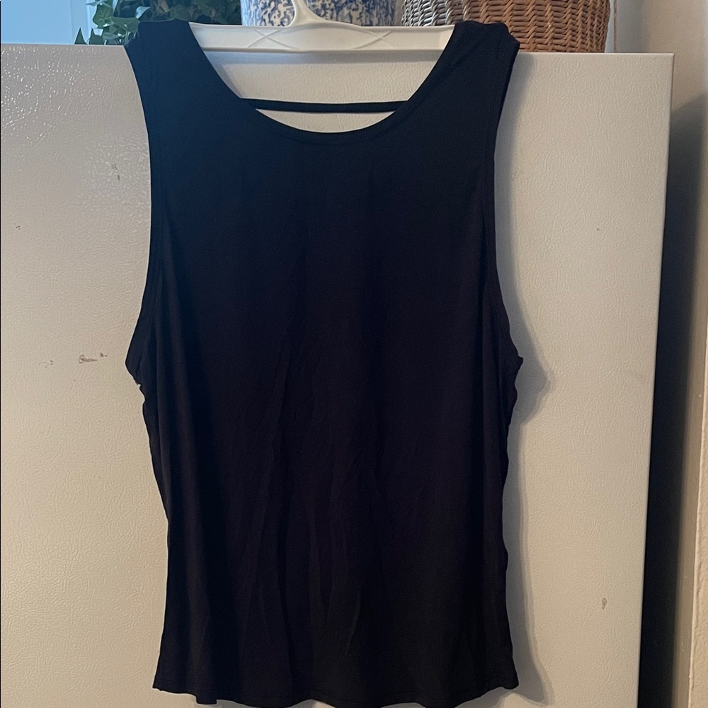 Lululemon Black Sleeveless‎ Women's Workout Tank